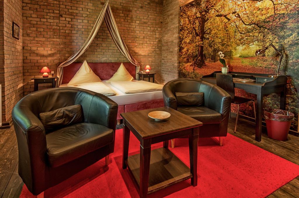Hotel Zur Henne Naumburg  Ngoại thất bức ảnh