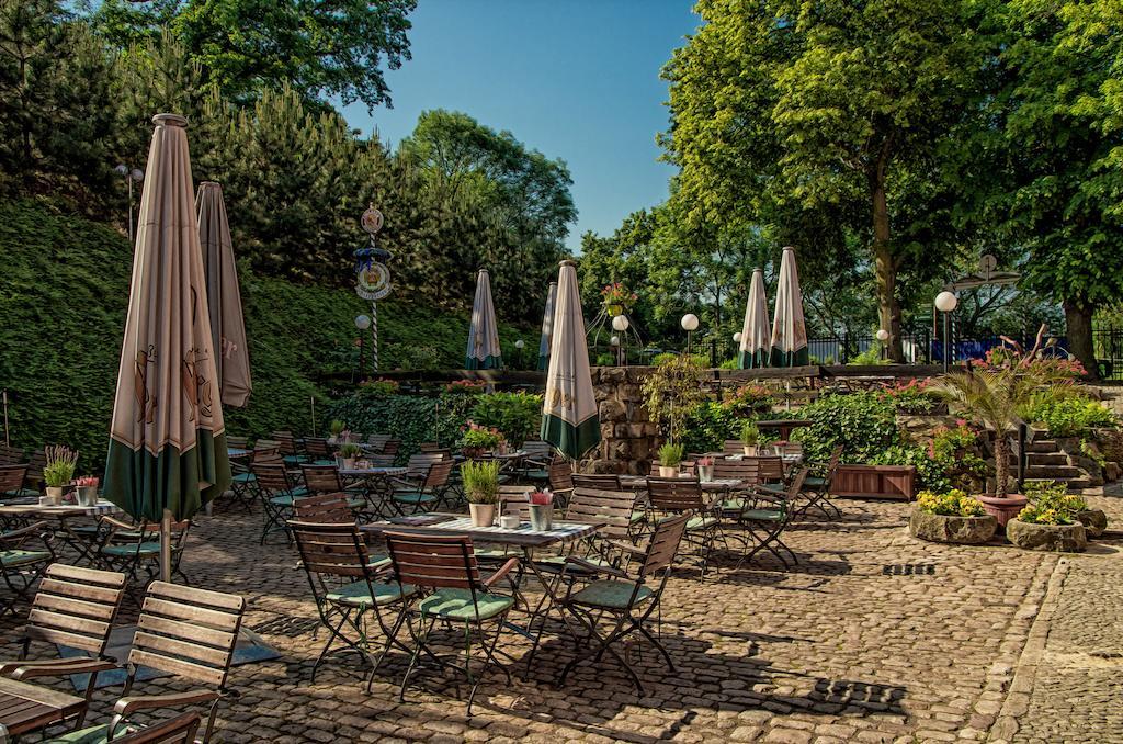Hotel Zur Henne Naumburg  Ngoại thất bức ảnh